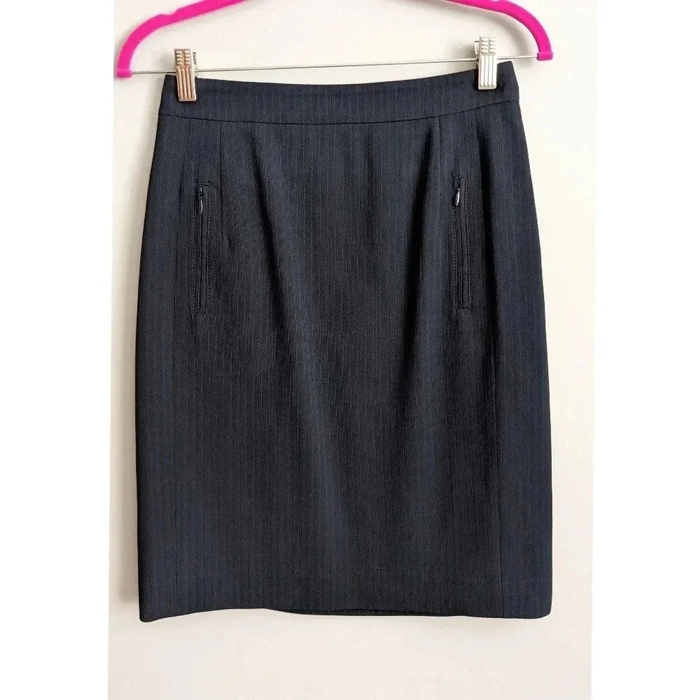 Akris Punto Zip Pocket Pencil Skirt